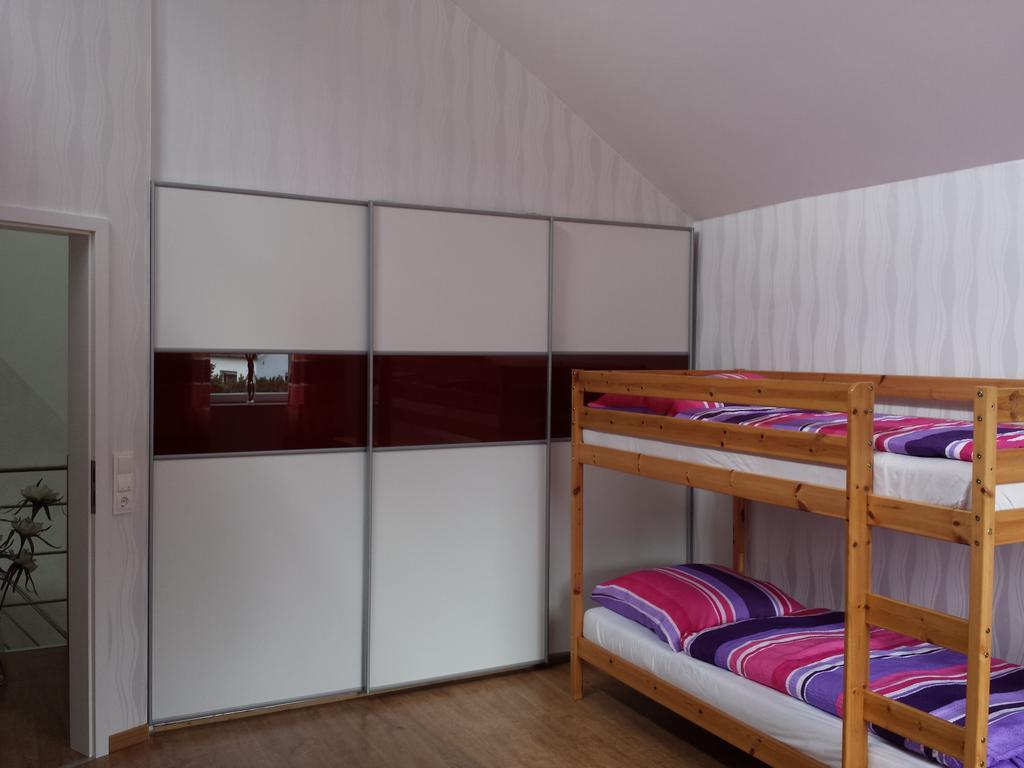 Gaestehaus Ditz Westoverledingen Pokoj fotografie